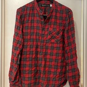 Elizabeth & James Men’s Red Plaid Mandarin Collar Shirt Sz S